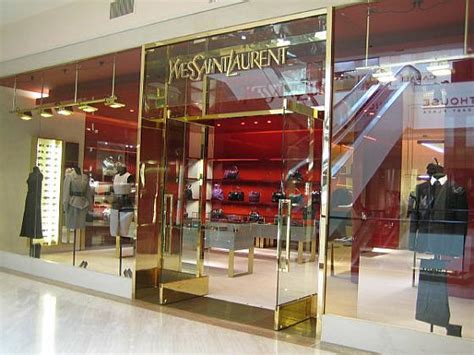 ysl アウトレット|YSL outlet store near me.